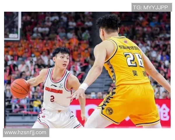 2017年CBA季后赛首钢与广东的激烈对决回顾与精彩瞬间分析