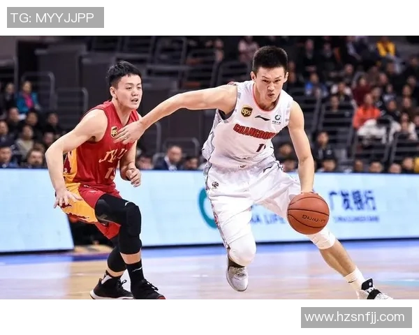 火箭队与小牛队激战正酣1月25日精彩对决引发球迷热议